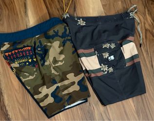 Salty Crew Refuge Pirate Black & Billabong T Street Airlite sz 30 Boardshorts