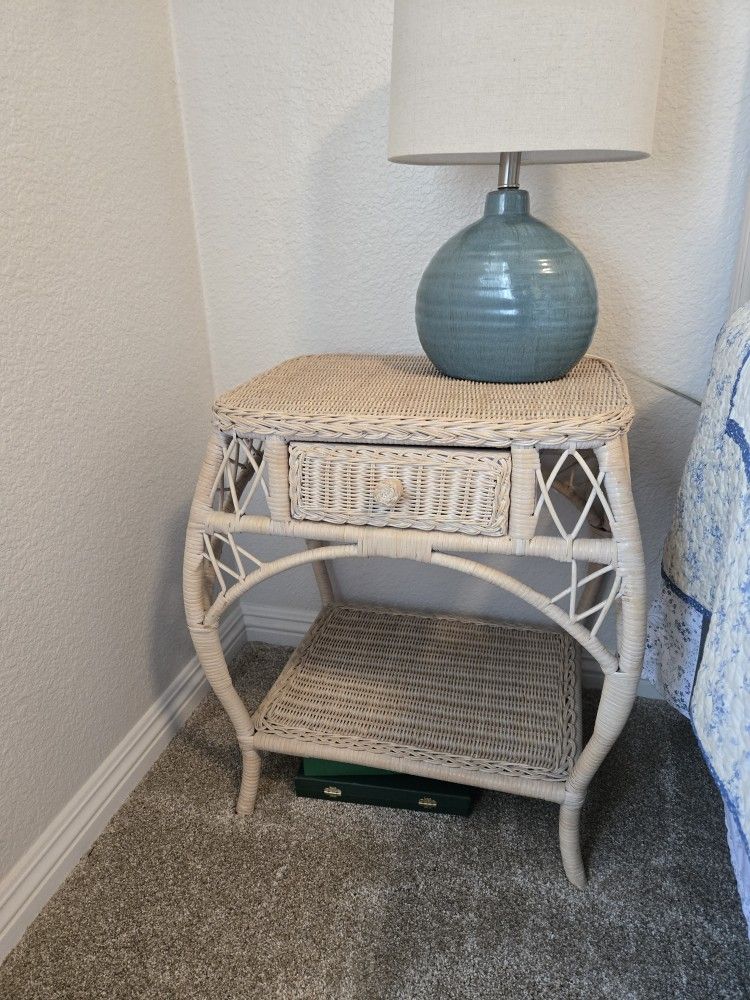 Wicker Dresser, Mirror & Nitestand