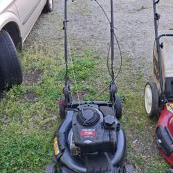 Troy Bilt Self Propelled Lawnmower 