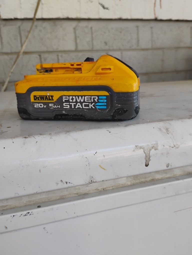 DeWalt Power Stack battery