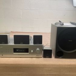 SONY STR-K700 AM FM Stereo Receiver With Remote, Sub, & 5 Surround Speakers
