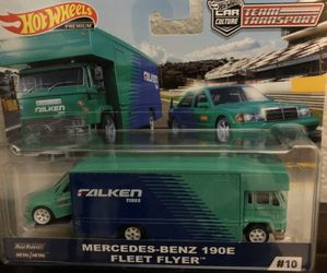 Hot wheels Mercedes-Benz 190E & Fleet Flyer