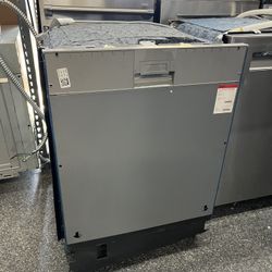 Bosch Panel Ready Dishwasher 3 Racks Benchmark Series