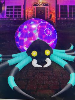 12 FT SPIDER FOR HALLOWEEN NEEDS MINOR REPAIRS