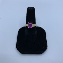14k Gold Pink Sapphire Ring