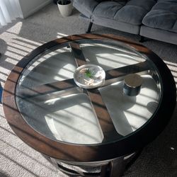 Mesa Con 4 Sillas Incluidas