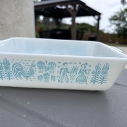 Amish Butter Print Refrigerator Dish