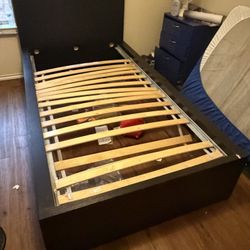 Twin Size Bed 