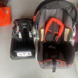 FREE Baby Trend Infant Car seat and base 