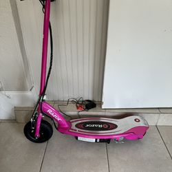 Razor E100 Electric Scooter 
