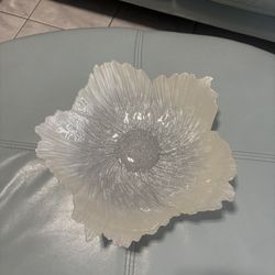 Fox & Ivy Opal Glass Flower Platter. 