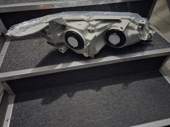 2012 Toyota Camry Front Driver Side Headlight