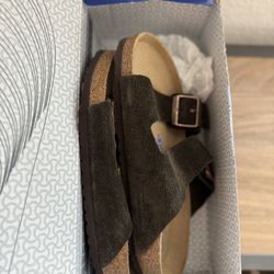 BIRKENSTOCK