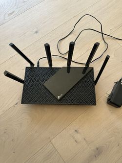 TP Link tri band router wifi6 gigabit support