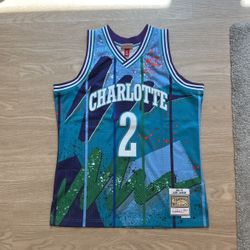 Size Large - Mitchell And Ness Authentic Vintage Swingman Jersey NBA Basketball Charlotte Hornets Nike Sports New Era