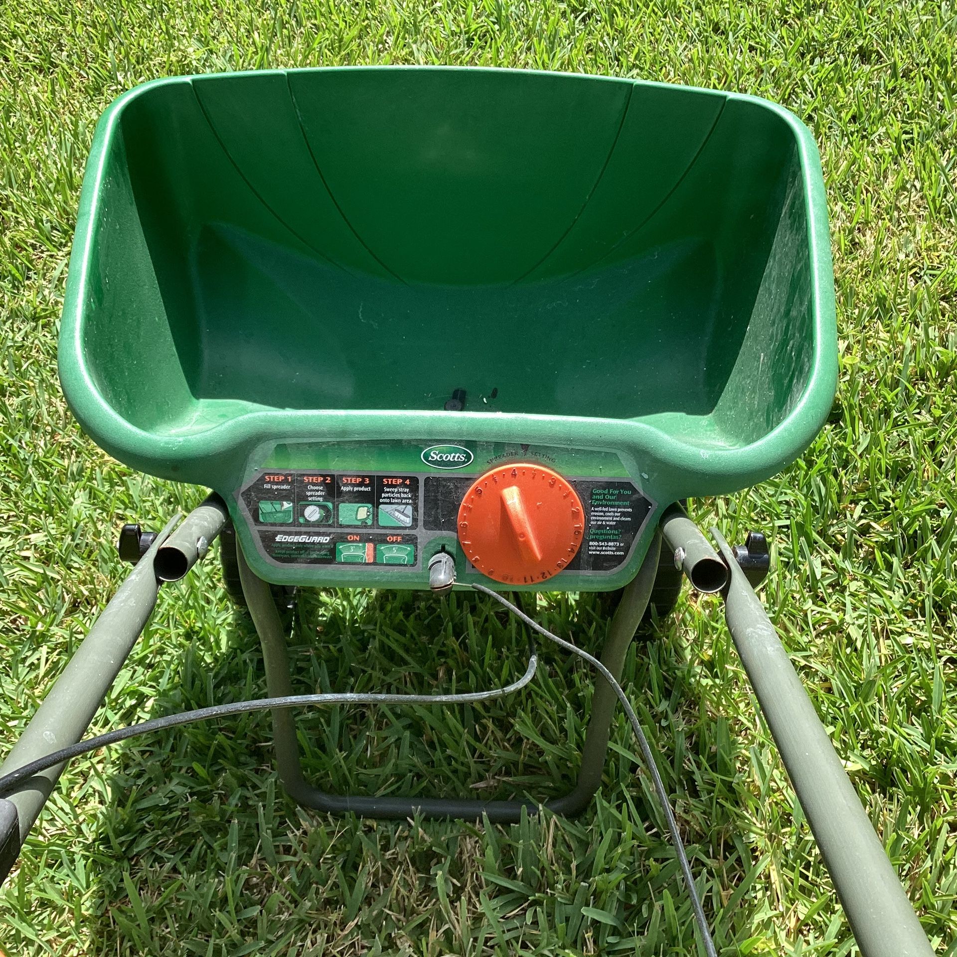 Scott’s Lawn Spreader