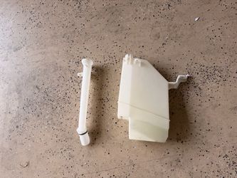 NISSAN MURANO 2009 -2014 Windshield Washer Fluid Reservoir with Filler Tube
