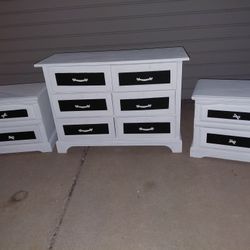 Dresser W/ Night Stands