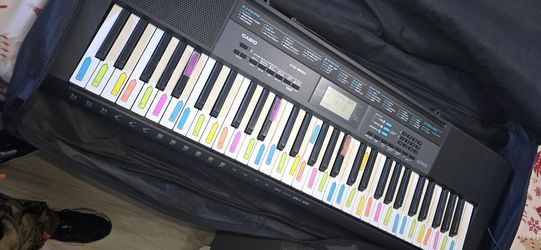 Digital Casio Piano