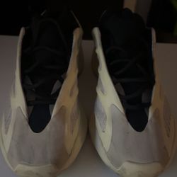 Yeezy 700 V3 “Azael”