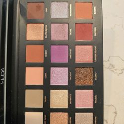 Huda Beauty Palette Value $65