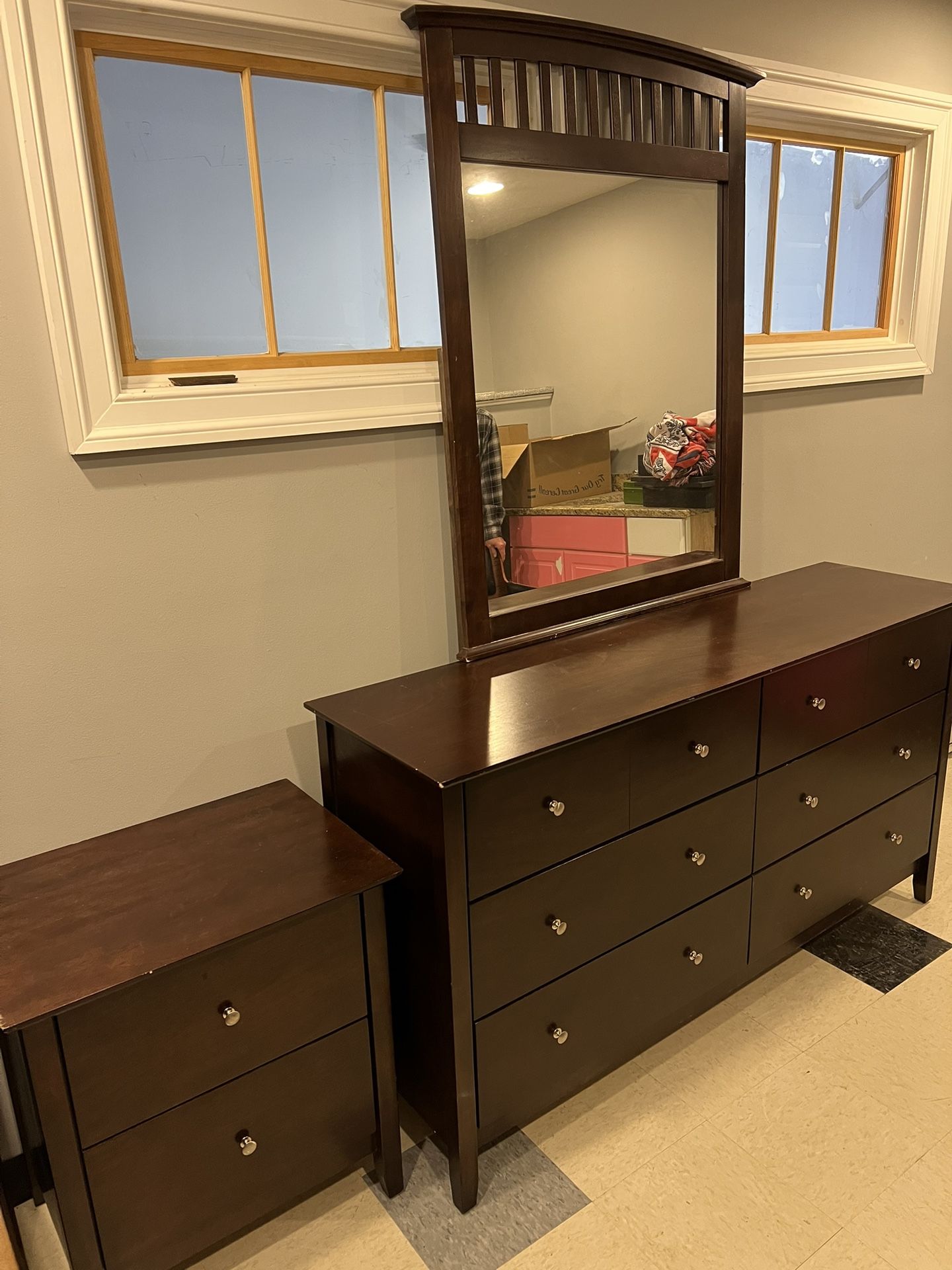 Bedroom Set 75 Dollars
