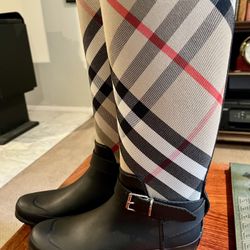 Beautiful Burberry Boots 