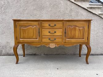 Ethan Allen French Country sideboard Ethan Allen French Country sideboard