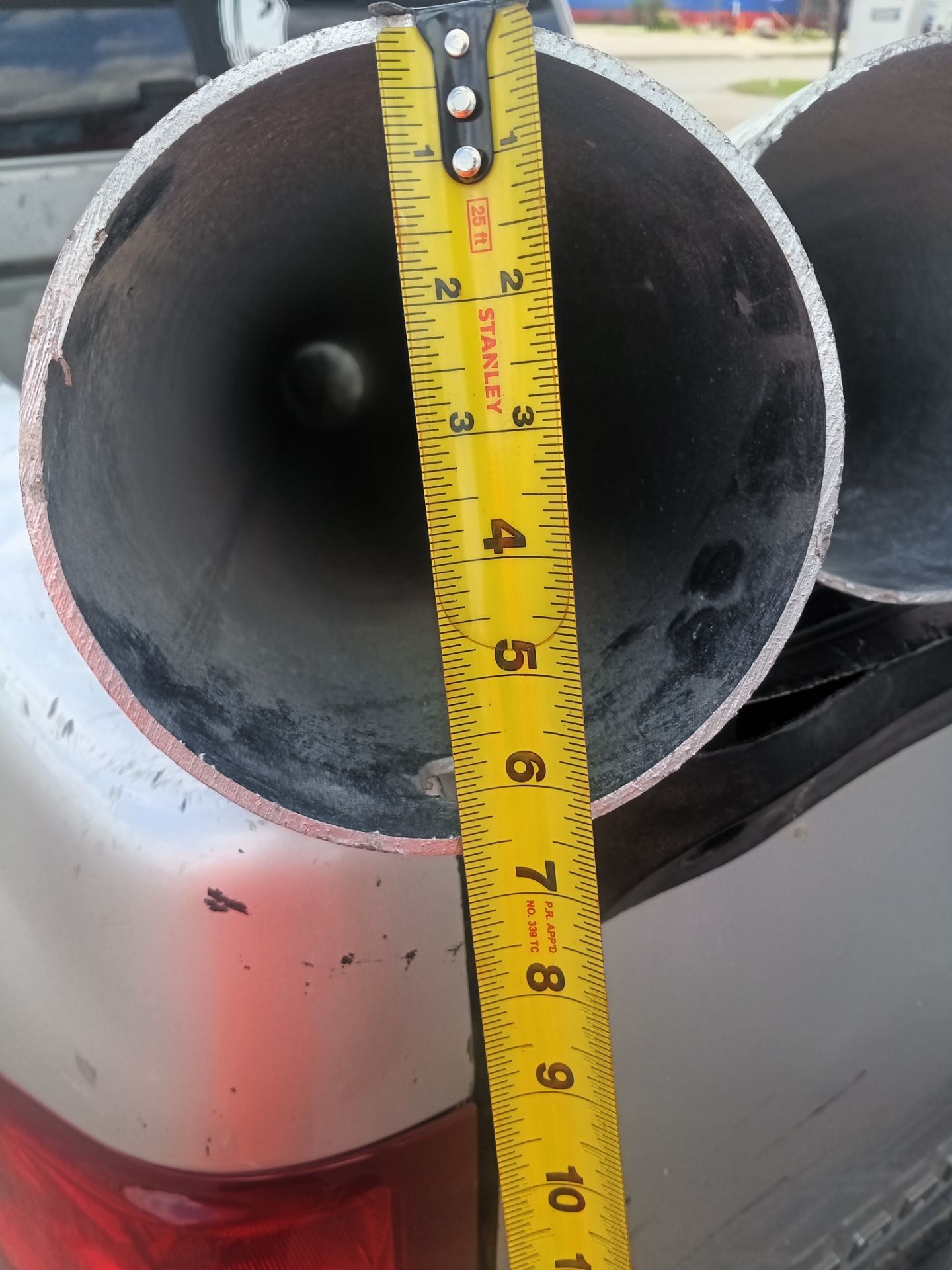 2 metal post