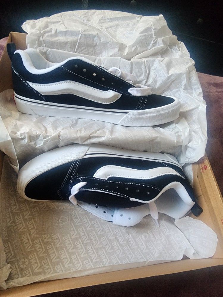 VANS Knu Skool