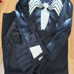Black suit Spiderman boys costume in excellent condition 