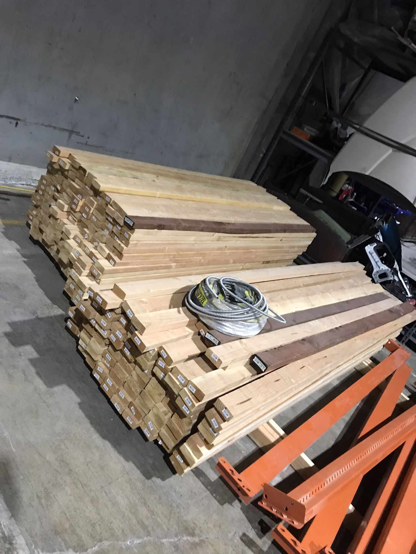 Wood 2x4x8 And 2x4x10
