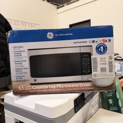 GE 1.1 Cu. Ft. Countertop Microwave Oven Brand New In Box 