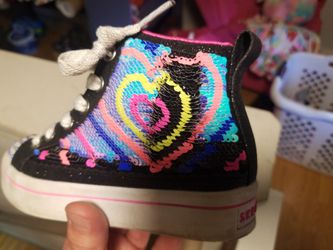 Sketchers Flip Kicks with flip sequins 11c