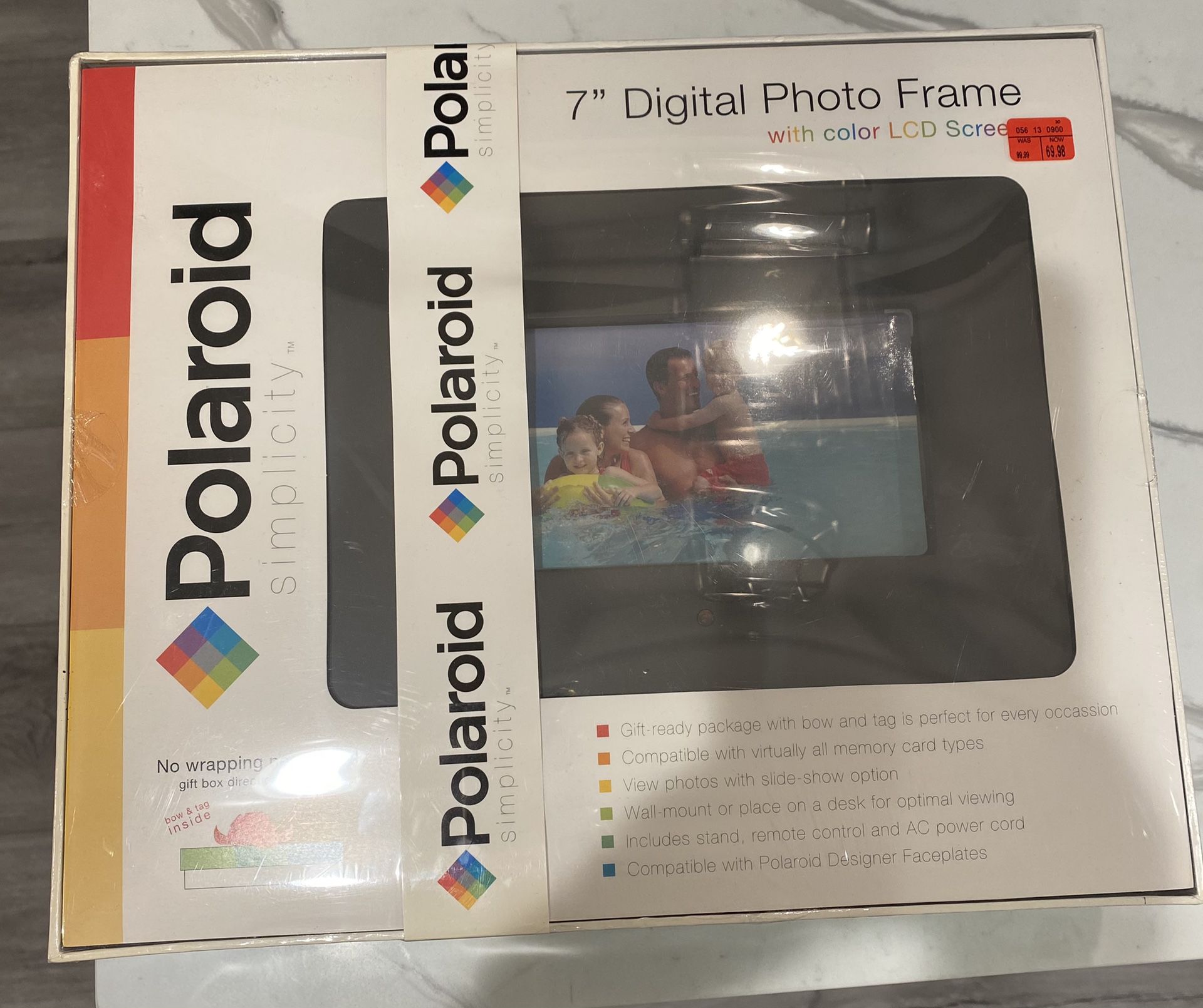 Polaroid 7” Digital Photo Frame with color LCD screen - $30 OBO
