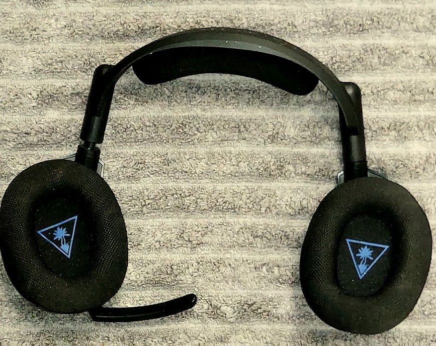 20$ Turtle Beach 600 Stealth  Wireless Head Set No Usb