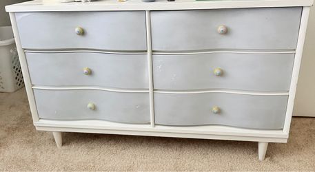 Solid wood dresser