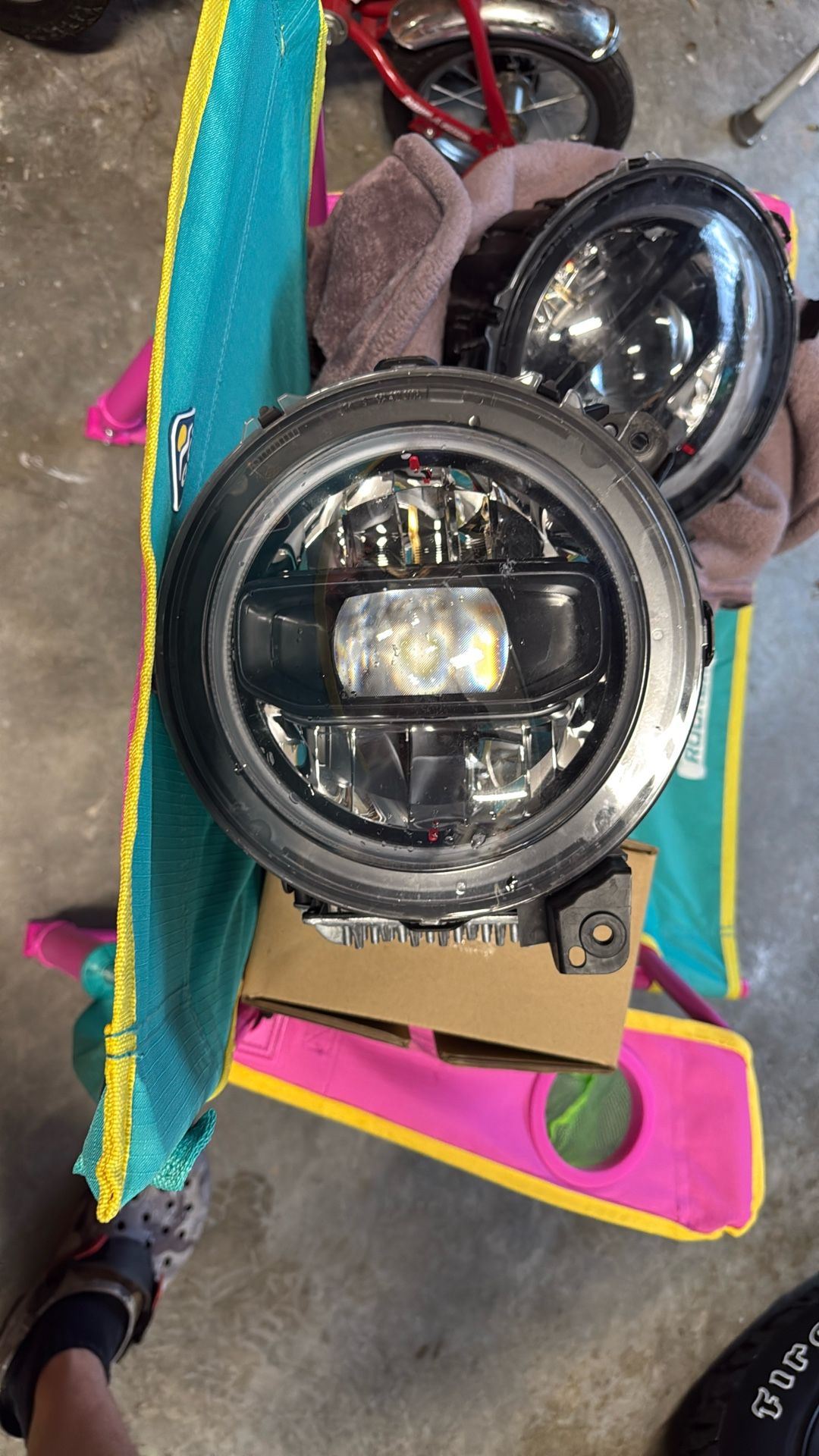 Willy’s Gladiator Passenger Head Light