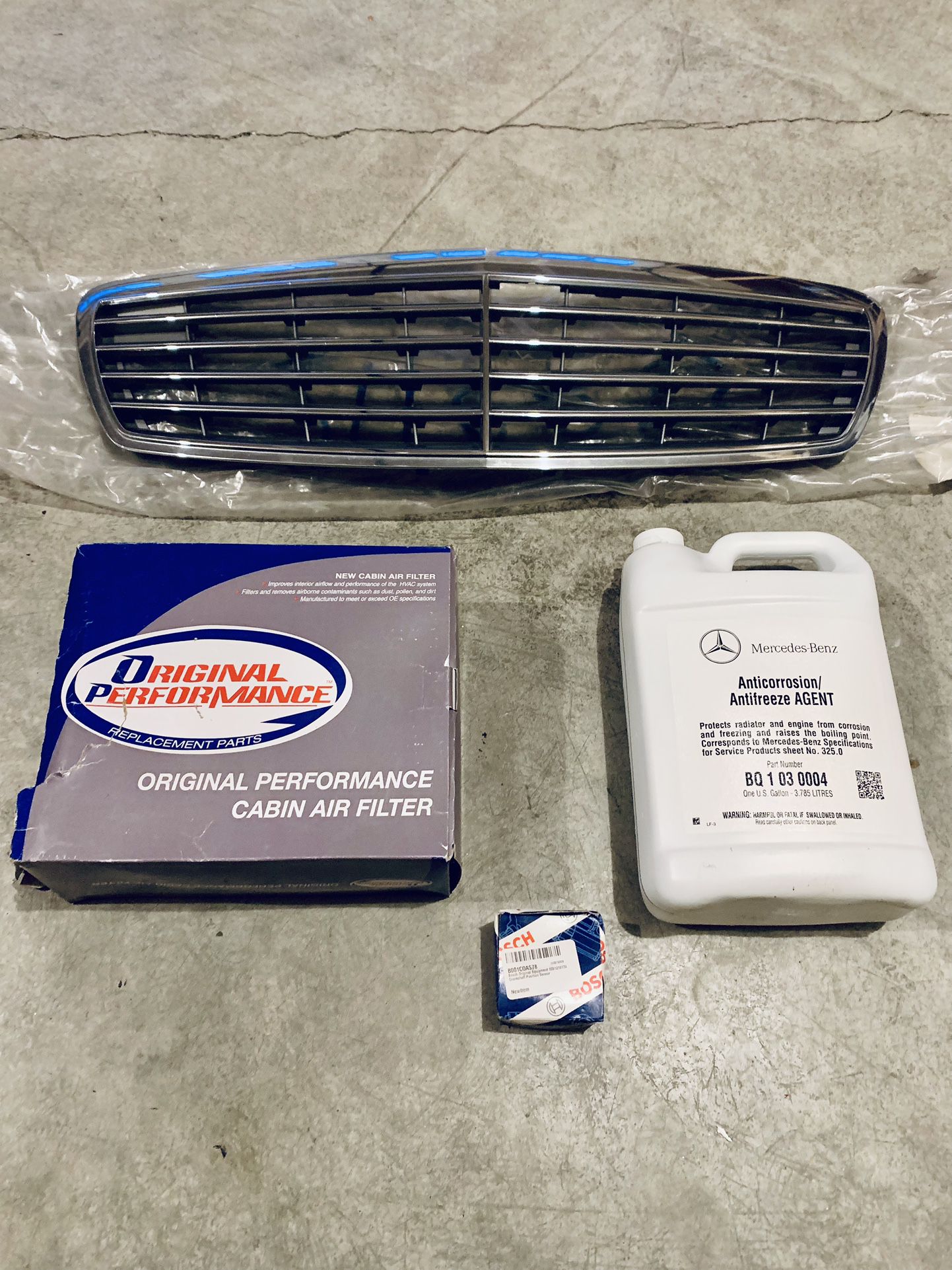 Some spare new parts for W211  MERCEDES E CLASS