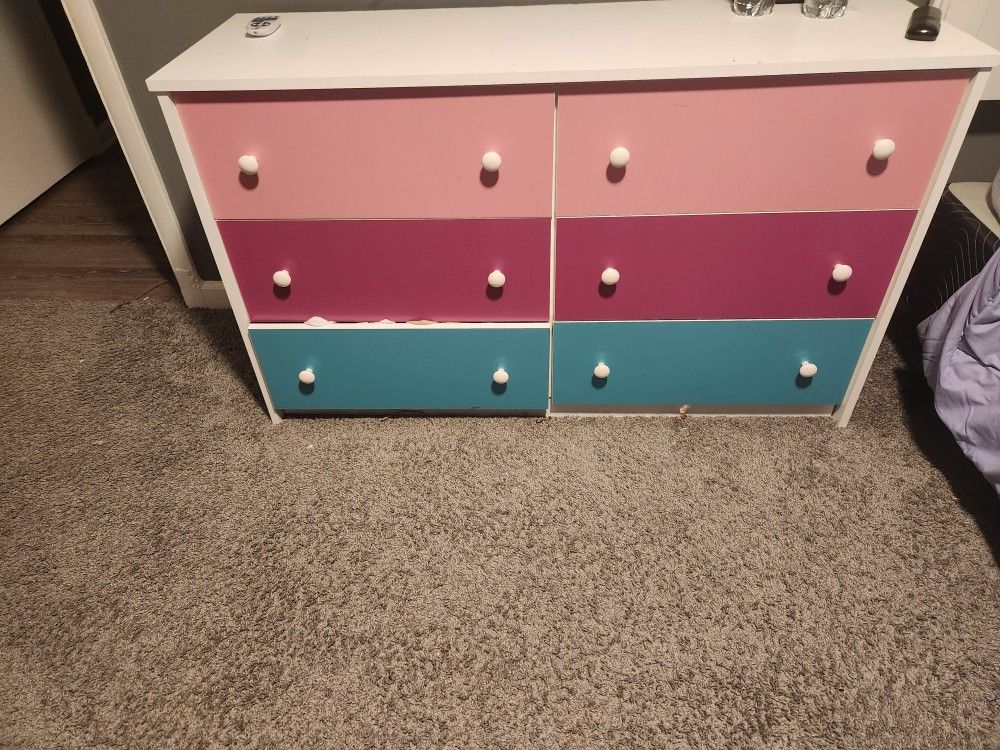 6 Drawer Dresser