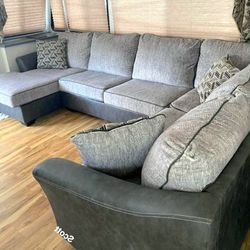 Bilgray Pewter Sectional Oversized / Ashley Couch Brand New 