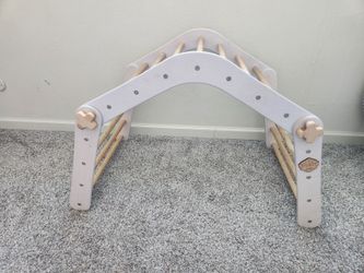 Wooden Montessori climbing set