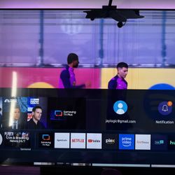 65 Inch Samsung TV