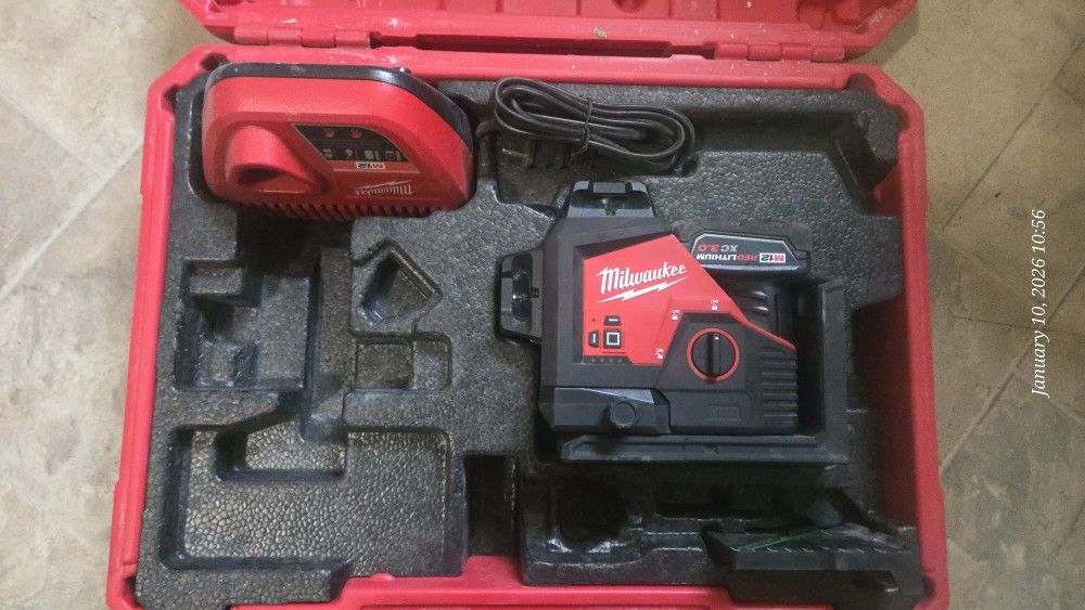 Milwaukee 3 Plane M12 Laser
