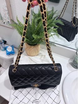 Chanel Black Caviar Leather Classic Flap Bag Gold Hardware