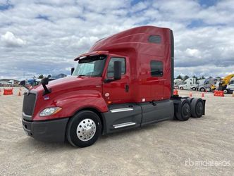 2023 International LT