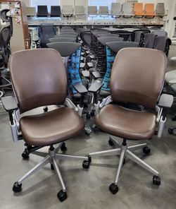 Lightly Used Steelcase Leap V2 Chair