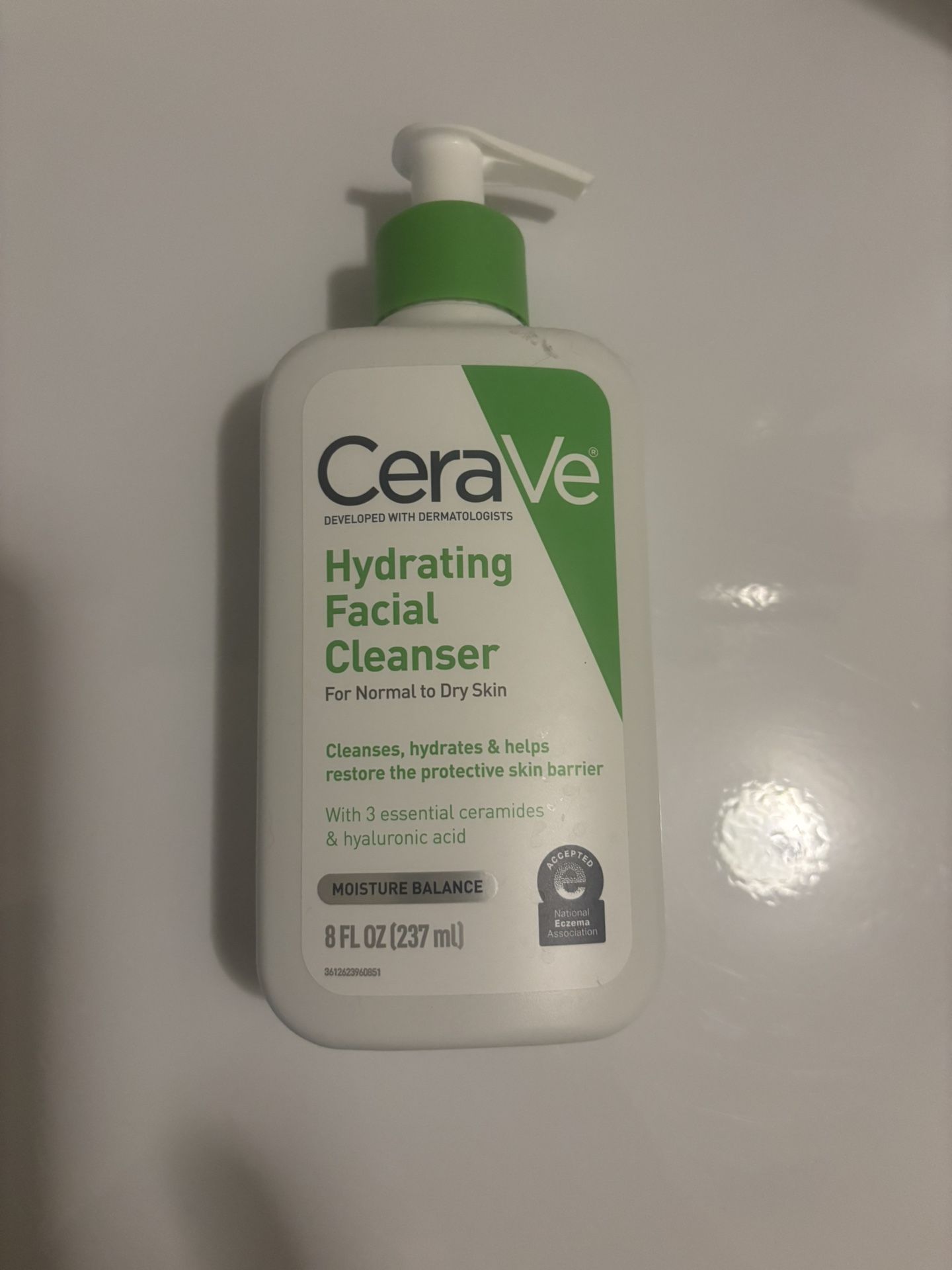 CeraVe Hydrating Facial Cleanser