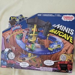 Thomas & Friends Minis Batcave