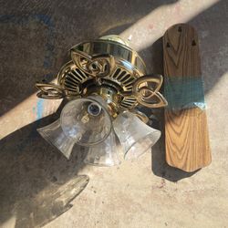 Ceiling fan great condition